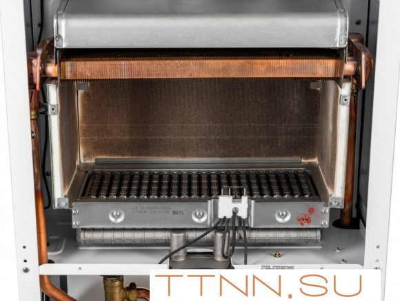 Настенный газовый котел Haier TechLine 1.32 Ti Настенный газовый котел Haier TechLine 1.32 Ti