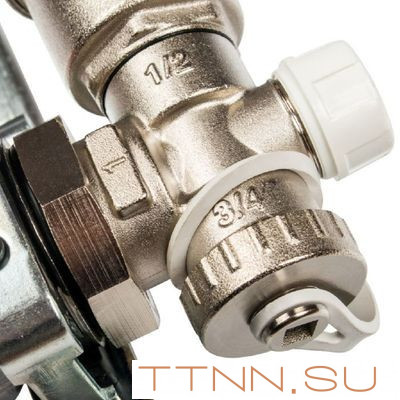 Коллектор с расходомерами STOUT 1"x3/4" на 3 выхода SMS 0907 000003